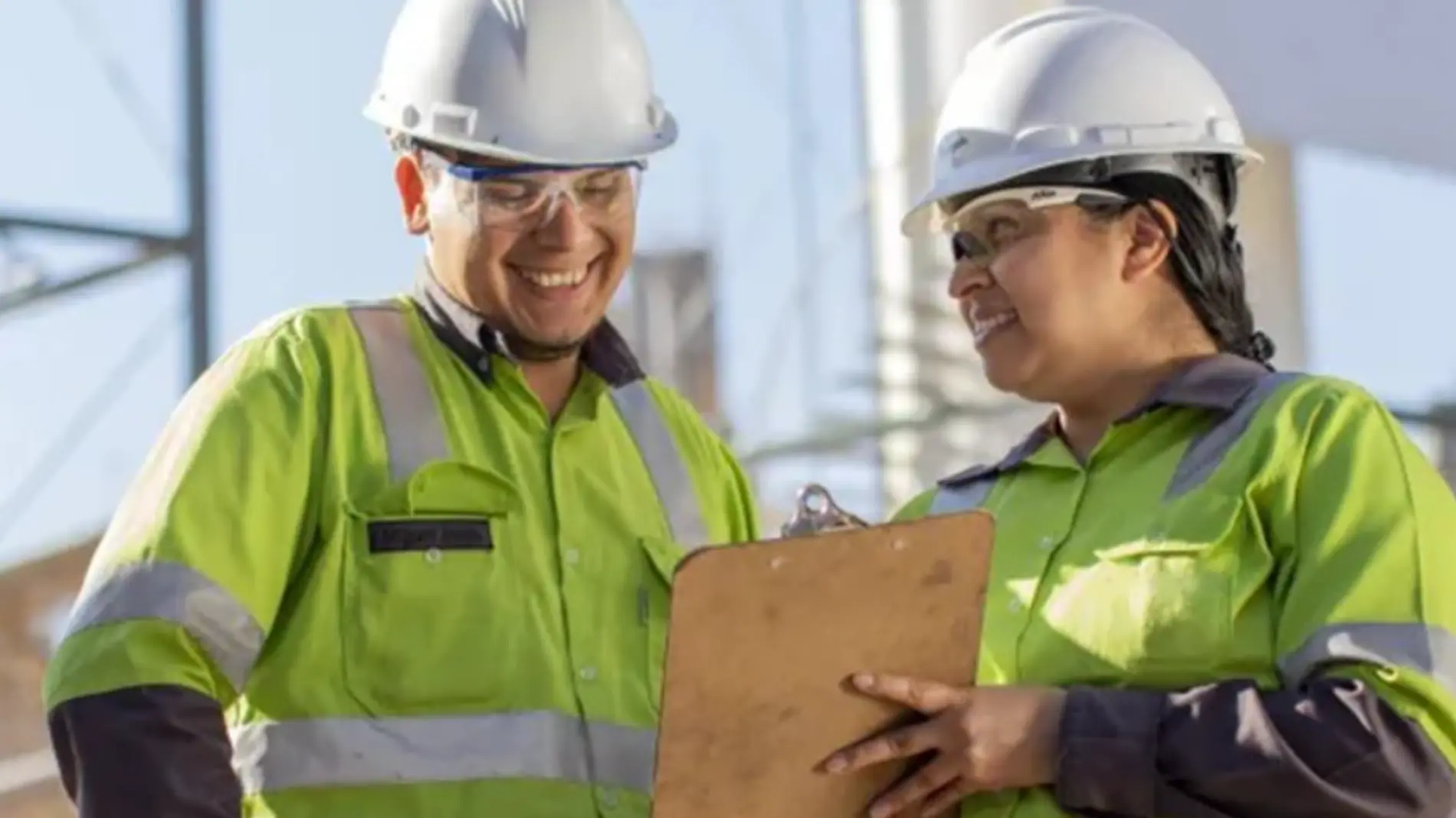 trabajadores holcim @Holcim_Mx